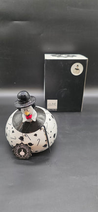 J-Line Deko-Huhn Gentleman mit Melone & Gehstock – Keramik 22 cm