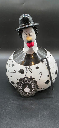 J-Line Deko-Huhn Gentleman mit Melone & Gehstock – Keramik 22 cm